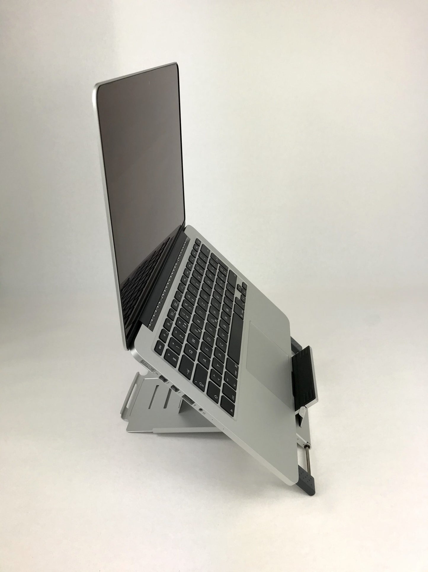 PRO ERGO STAND - ingenious design stand solution for laptop, iPads or tablets