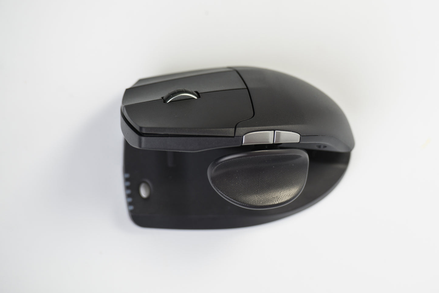 RELAX ERGO MOUSE - Wireless, ergonomic mouse with flexibly adjustable thumb support - With 6 programmable buttons